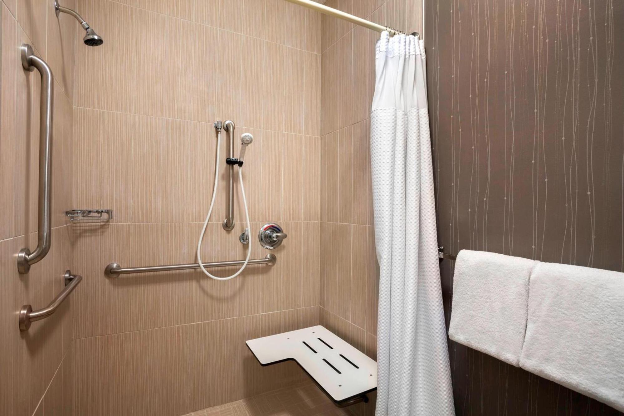 Hotel Courtyard By Marriott Champaign Zewnętrze zdjęcie